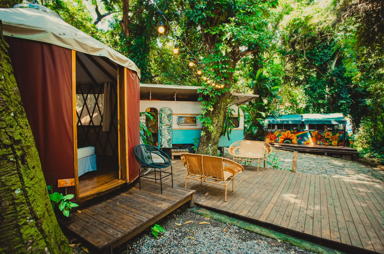 Hostel da Vila — N. S. Aparecida, Ilhabela